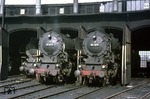 01 1079 und 01 1076 und eine dritte unerkannt gebliebene 01.10 im Schuppen des Bw Hamburg-Altona. (09.04.1967) <i>Foto: K.D. Hensel</i>