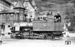 Lok 6 (Henschel, Baujahr 1899) der Nassauischen Kleinbahn im Bahnhof von St. Goarshausen. (02.05.1932) <i>Foto: DLA Darmstadt (Bellingrodt)</i>