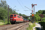 Railpool 151 032 und 151 031 vor GAG 60715 (Oberhausen West - Andernach) bei Ratingen West. (14.06.2021) <i>Foto: Joachim Bügel</i>
