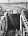 Die leer gelaufene Schleuse am Dnjepr-Staudamm, die unbeschädigt blieb. (1942) <i>Foto: Walter Hollnagel</i>