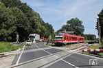 628 647 als RE 5358 (Szezecin Glowny - Lübeck Hbf) am Bahnübergang der B 96 in Sponholz. (23.07.2012) <i>Foto: Marvin Christ</i>