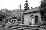 Der Schrankenposten 208 an der Bahnstrecke Schifferstadt - Wörth. (17.07.1963) <i>Foto: BD Mainz, Slg. W. Löckel</i>