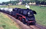 Aus 58 1949 wurde im Jahr 1958 die 58 3006, die hier mit einem Güterzug in Oelsnitz unterwegs ist. (25.05.1979) <i>Foto: Hans-Jürgen Bockfeld</i>