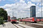 420 439, 423 318 und 423 646 in der S-Bahn-Abstellanlage München-Steinhausen. (15.07.2014) <i>Foto: Stefan von Lossow</i>