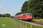 111 031 mit einem RE von München nach Salzburg bei Großkarolinenfeld. (15.08.2013) <i>Foto: Marvin Christ</i>
