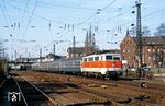 111 154 mit N 7327 aus Köln kurz vor dem Bonner Hbf. (10.03.1989) <i>Foto: Joachim Bügel</i>