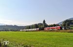 Bei Stein nahe Immenstadt begegnen sich 633 022 als RE 3683 nach Oberstorf und 218 483 vor IC 2012 nach Dortmund. (27.09.2021) <i>Foto: Joachim Bügel</i>