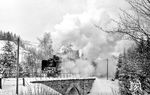 24 083 und 24 009 bei Wildemann. Es war der letzte Winter für die Bahnstrecke. (15.02.1976) <i>Foto: Joachim Schmidt</i>