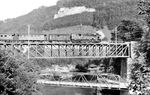 ÖBB 78.623 mit P 2427 von Amstetten nach Selzthal auf der Ennsbrücke bei Kastenreith. (1963) <i>Foto: Carl Bellingrodt</i>