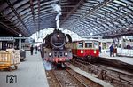 03 0075 hat in Berlin Ostbahnhof den D 270 "Meridian" übernommen und wird ihn bis Sassnitz bringen. (07.1979) <i>Foto: Dr. Uwe Knoblauch</i>