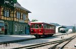 Der 1935 bei der Waggonfabrik Dessau gebaute VT 303 im Bahnhof Dörzbach. Er gehört heute zum Museumsbestand des Vereins Jagsttalbahnfreunde e.V. (09.09.1976) <i>Foto: J.C. de Jongh</i>