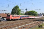 111 056 der Gesellschaft für Fahrzeugtechnik (GfF) mit Sonderzug DPE 31380 von Hamburg-Altona nach Karlsruhe in Wuppertal-Unterbarmen. (11.05.2022) <i>Foto: Wolfgang Bügel</i>