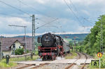 001 180 mit dem Foto-Schnellzug auf der Fahrt von Donauwörth nach Nördlingen in Möttingen. (25.05.2022) <i>Foto: Joachim Schmidt</i>