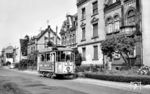 Tw 74 auf der Linie 4 in der Hochstraße in Koblenz-Neuendorf. (25.07.1957) <i>Foto: Aad van Ooy</i>