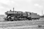 50 006 wurde im Mai 1939 in Engelsdorf in Dienst gestellt.  Ihre letzte Station war das Bw Heilbronn, wo sie am 27.09.1966 ausgemustert wurde. (1966) <i>Foto: Robin Fell</i>
