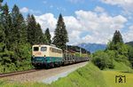Kurz vor Garmisch-Partenkirchen wurde 140 423 mit M 69902 aus Mittenwald bei Kaltenbrunn erneut erwischt. (19.05.2011) <i>Foto: Stefan von Lossow</i>