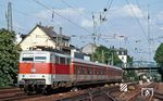 111 173 mit einer S 8 nach Mönchengladbach in Wuppertal-Unterbarmen. (18.05.1989) <i>Foto: Wolfgang Bügel</i>