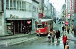 Tw 1102 (Düwag/Kiepe, Baujahr 1958) kam erst 1969 von der Straßenbahn Mönchengladbach nach Aachen und fährt hier auf der Linie 15 nach Brand durch die Aachener Adalbertstraße. 1974 wurde er nach Genf verkauft. (14.02.1970) <i>Foto: J.C. de Jongh</i>