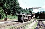 Der elektrische Triebwagen Tw 2 der Albtalbahn in Herrenalb, der sich noch im Ablieferungszustand von 1910 befindet. (15.07.1957) <i>Foto: J.C. de Jongh</i>