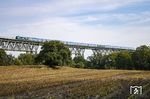 Eine Doppeleinheit 245 mit dem RE 11019 nach Westerland auf der Hochdonner Brücke. (23.09.2022) <i>Foto: Thorsten Eichhorn</i>