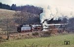 044 508 mit einem Sonderzug, der von Lüdenscheider Eisenbahnfreunden organisiert worden war, bei Vollme-Ehringhausen zwischen Oberbrügge und Halver. (06.03.1977) <i>Foto: Helmut Dahlhaus</i>