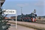 042 226 wartet im Bahnhof Lathen eine Überholung ab. Zu Dampfzeiten war der Einschnitt südlich von Lathen im ansonsten brettebenen Emsland ein gern aufgesuchter Fotostandpunkt. (03.1970) <i>Foto: Robin Fell</i>