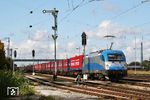 1216.922 der Adria Transport (Koper/SLO) in Diensten der Salzburger Lokalbahn (SLB) mit einem "Winnerzug" in München-Laim. (07.10.2008) <i>Foto: Stefan von Lossow</i>