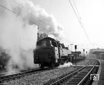 86 578 mit einem Arbeitszug im Bahnhof Mettingen bei Esslingen am Neckar. (07.10.1965) <i>Foto: Jörg Schulze</i>