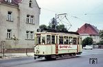 Tw 23 (MAN, Baujahr 1927) am letzten Betriebstag der Regensburger Straßenbahn in der Prüfeninger Straße. Einzig der kleine Trauerflor unterhalb des Fensters wies auf das Ende hin. (02.08.1964) <i>Foto: Gerhard Karl</i>
