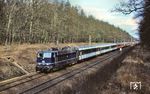 181 204 mit D 266 nach Strasbourg bei Mühlacker. (04.1983) <i>Foto: Heiko Hamm</i>