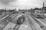 Blick aus dem Stellwerk auf 01 1062 (Bw Kassel) und die umfangreichen Gleisanlagen in Kassel Hbf. (28.05.1958) <i>Foto: Carl Bellingrodt</i>