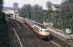 103 189 verlässt vor IC 618 "Wilhelm Busch" nach Hannover den Bahnhof Wuppertal-Elberfeld (heute Wuppertal Hbf). (16.04.1988) <i>Foto: Joachim Bügel</i>