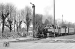 86 484 (Bw Kassel) verlässt mit P 1889 (Bebra - Göttingen) den Bahnhof Eschwege West. (01.05.1958) <i>Foto: Winfried Gronwald</i>
