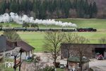 52 7596 mit einem Sonderzug aus Storzingen bei Straßberg. (09.04.2023) <i>Foto: Joachim Schmidt</i>