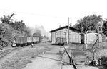 99 553 beschäftigt sich mit Rangierarbeiten im Bahnhof Garz, wo damals sogar noch ein zweiständiger Lokschuppen existierte. (20.08.1966) <i>Foto: Gerd Wolff</i>