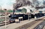 03 281 (Bw Ulm) beschleunigt den E 676 (Wiesbaden - Konstanz) aus dem Bahnhof Donaueschingen, (1963) <i>Foto: Heinz Hangarter</i>