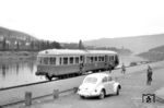 Der Esslinger Triebwagen VT 63 (Baujahr 1952) im Bahnhof Bernkastel an der Mosel. Der Triebwagen wurde nach Einstellung des Personenverkehrs zum 31.01.1968 an die SWEG verkauft, wo er noch bis 1976 im Einsatz stand.  (01.10.1961) <i>Foto: Winfried Gronwald</i>
