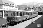 Wohl im Rahmen einer Sonderfahrt war ET 26 002 (hier der Steuerwagen ES 26 002) nach Garmisch-Partenkirchen gekommen. Links steht der "Gläserne Zug" ET 91 01. (08.1963) <i>Foto: Kurt Müller</i>