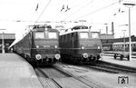 E 10 243 (Abnahme 25.04.1962) und E 40 024 (Abnahme 07.07.1958) waren damals die modernsten Loks der DB. Auch die nur 100 km/h schnelle E 40 wurde vor Schnellzügen eingesetzt. (1963) <i>Foto: Kurt Müller</i>