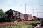 050 465 vom Bw Dortmund Rbf fährt mit Dg 7175 durch den Betriebsbahnhof Nevinghof nördlich von Münster. (09.06.1969) <i>Foto: Bernd Kappel</i>
