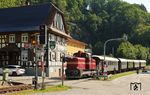 Nach dem Festwochenende kehrte wieder der Alltag auf der Achertalbahn ein. Zuvor sorgte MEG V 70.01 für den Abtransport des Museumszugs, aufgenommen in Furchenbach. (28.09.2023) <i>Foto: Thomas Gries</i>