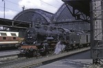 38 2385 (Bw Bautzen) vor einem Personenzug in Dresden Hbf. (29.06.1968) <i>Foto: Will A. Reed</i>