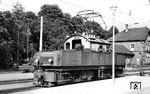 Lok E 3 (AEG, Baujahr 1910) im Bahnhof Ettlingen Stadt. Die Lok wurde nach 54 Betriebsjahren 1964 ausgemustert. (17.08.1959) <i>Foto: Aad van Ooy</i>